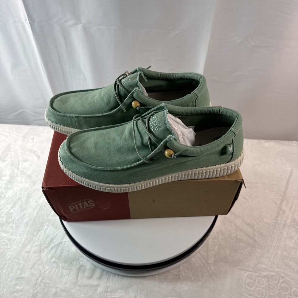 Walk In Pitas Slip On's Mint Green Sz 12
